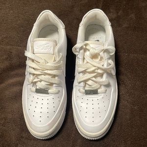 Women’s Nike Air Force 1 Sage Low White Size 7.5